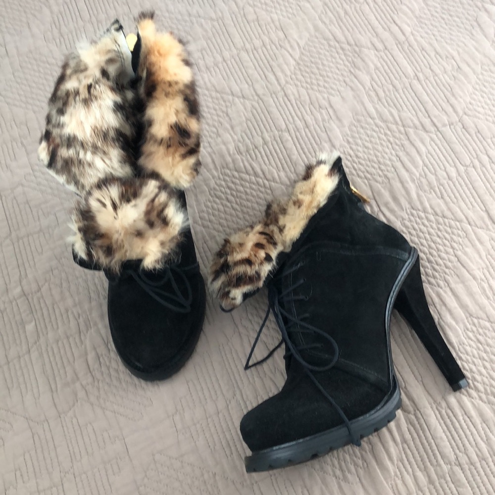 Authentic Elizabeth and James 100% rabbit fur boot